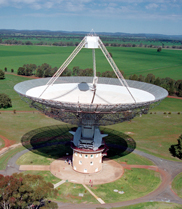 CSIRO's 64-m Parkes radio telescope seen from the air.