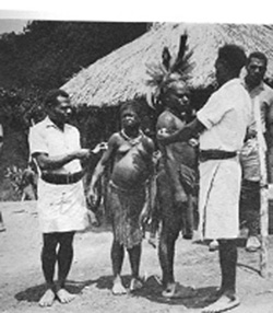 People getting iodized oil injection