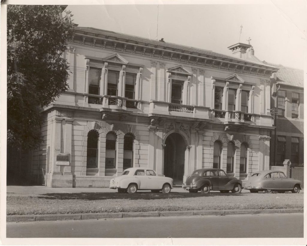 The Advisory Council of Science and Industry was located here, at 314 Albert Street, East Melbourne.