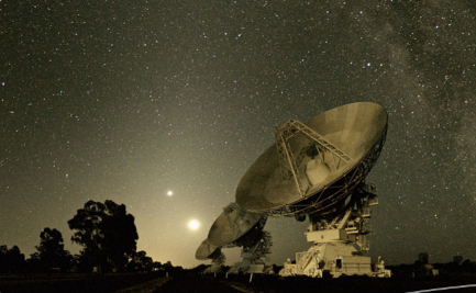 australia telescope compact array at night